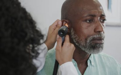 Combinación de OHB y esteroides mejora la recuperación auditiva en casos de sordera súbita, según estudio reciente